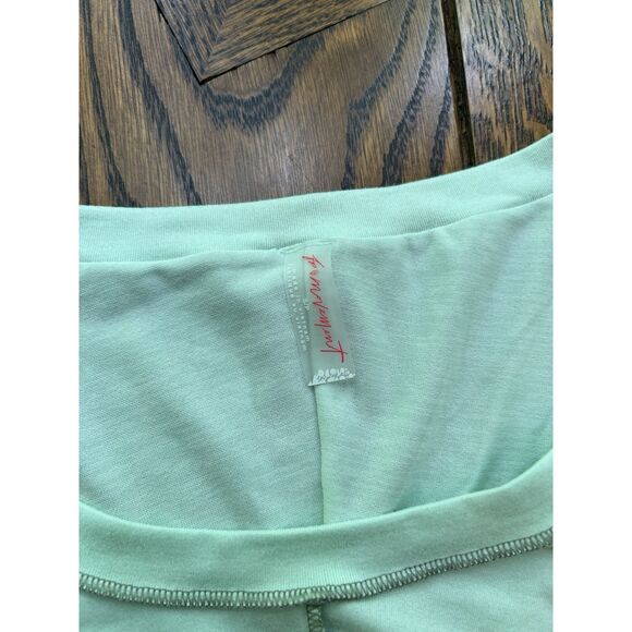 New Free People FP Movement Right On Run Long Sleeve Pistachio Size Small - Picture 3 of 6